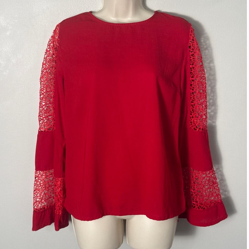 TCEC Red Long Bell Sleeve Blouse Lace Detail Size L‎